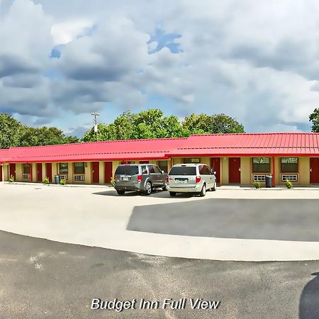 Budget Inn Hallettsville Bagian luar foto